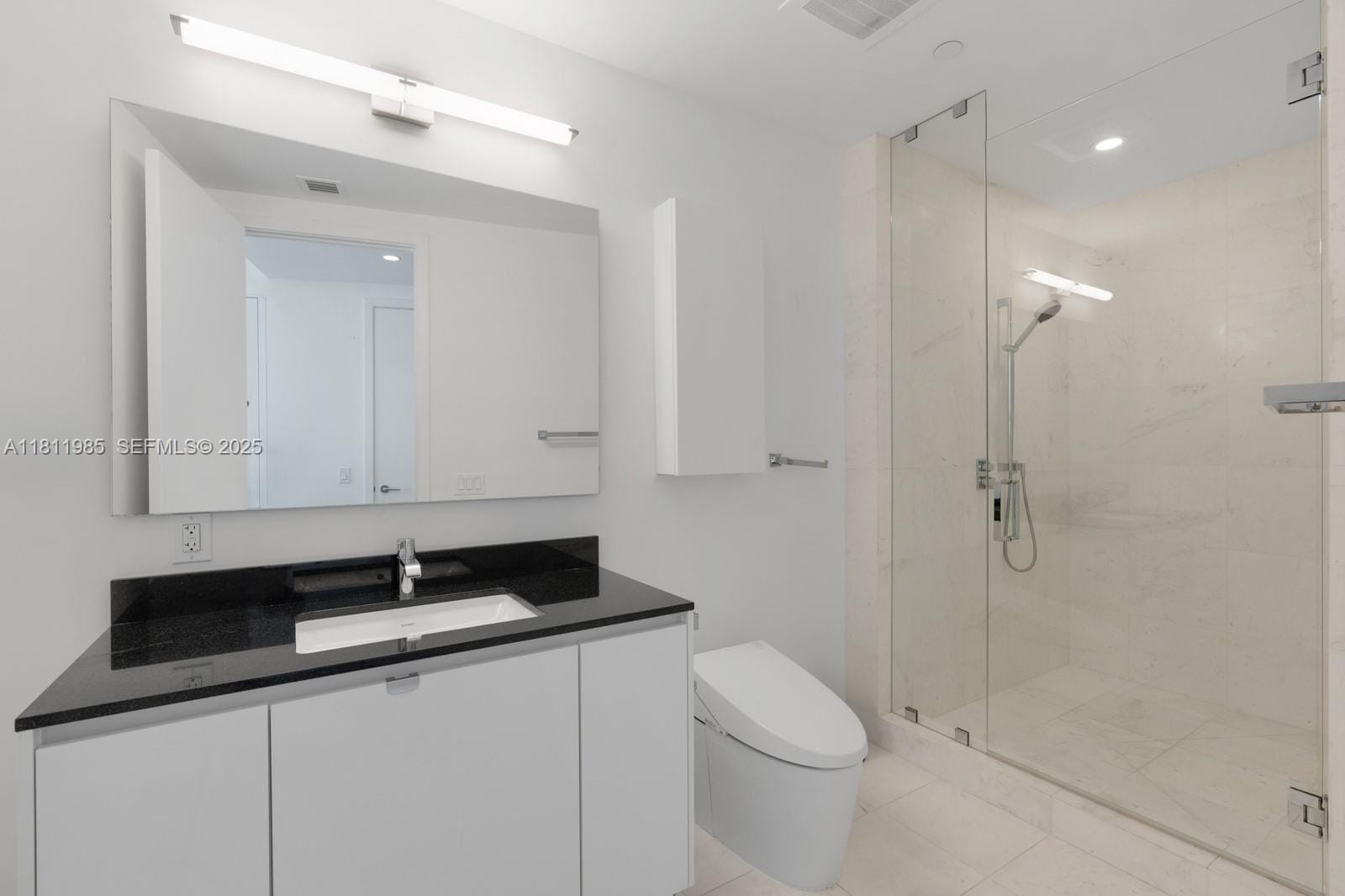 18555 Collins Avenue 1703, Sunny Isles Beach, FL 33160 photo 23