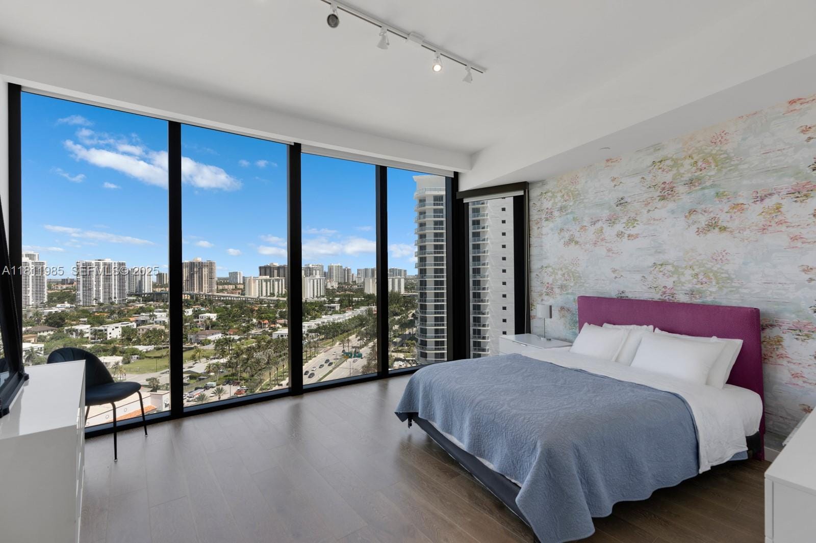 18555 Collins Avenue 1703, Sunny Isles Beach, FL 33160 photo 30