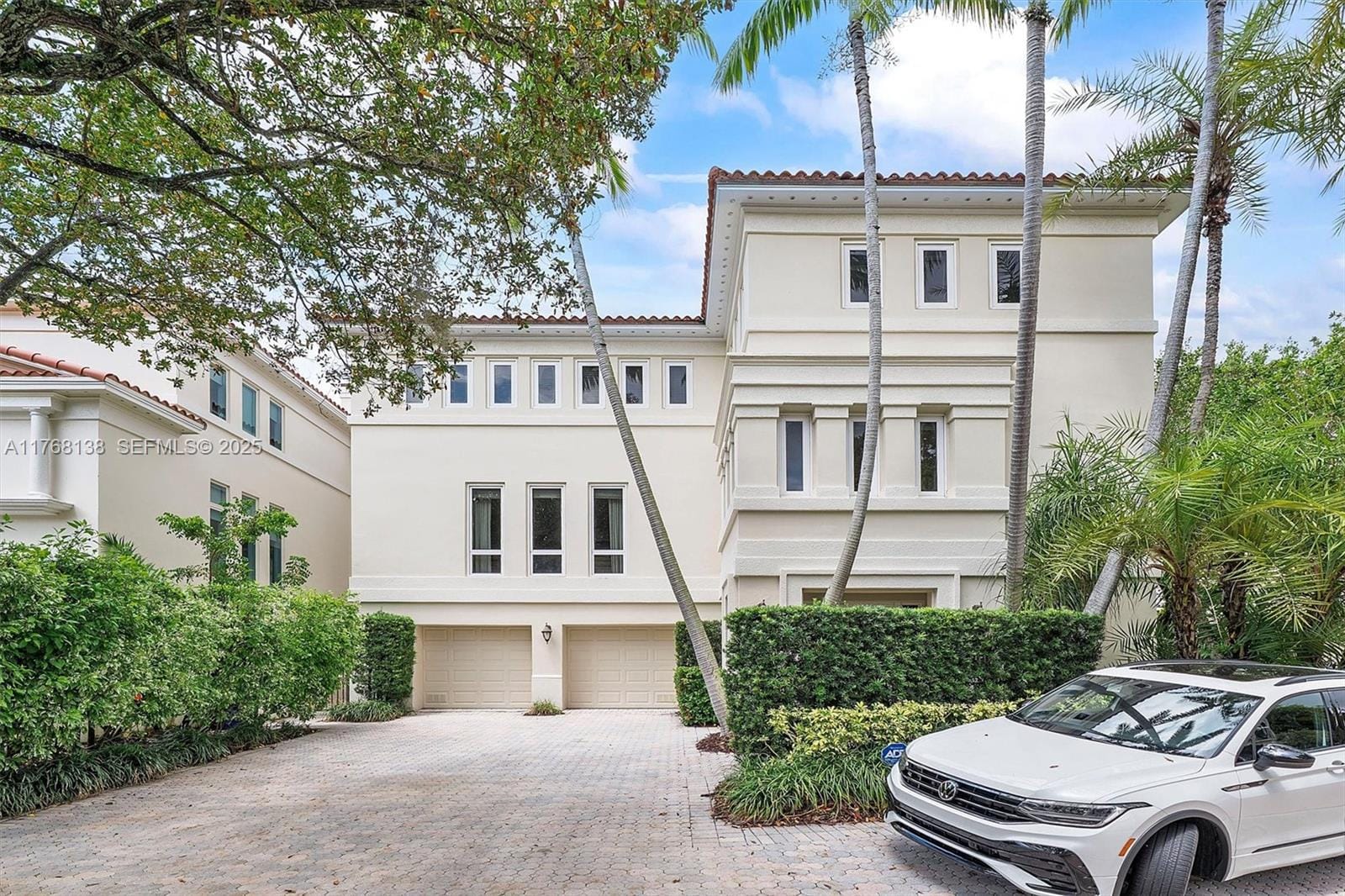 3504 Bayshore Villas Drive, Miami, FL 33133