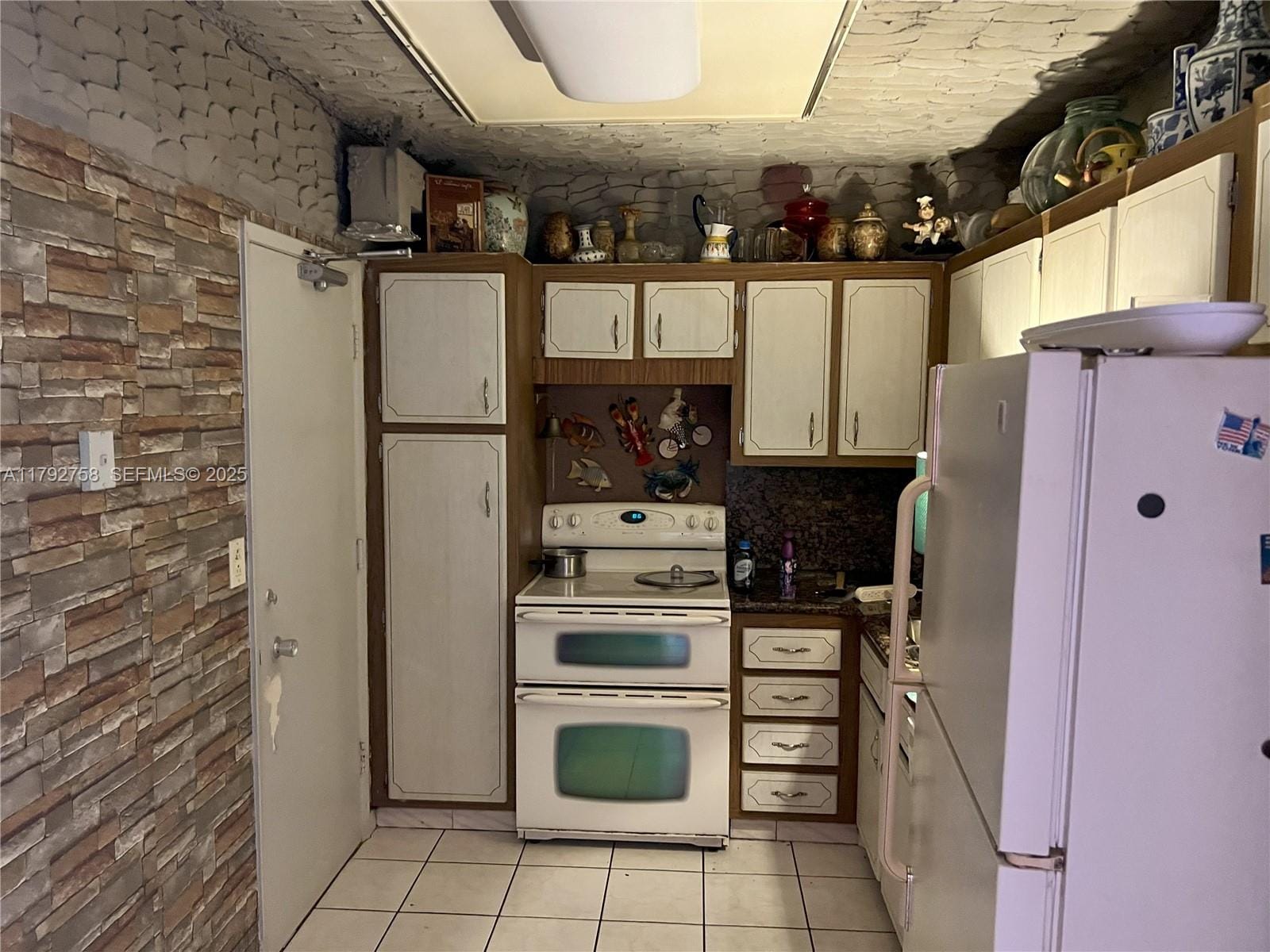 5005 Collins Avenue 214, Miami Beach, FL 33140 photo 16
