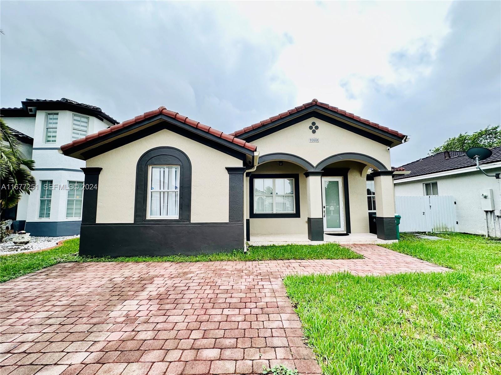 10886 SW 242nd Street, Homestead, FL 33032 photo 2