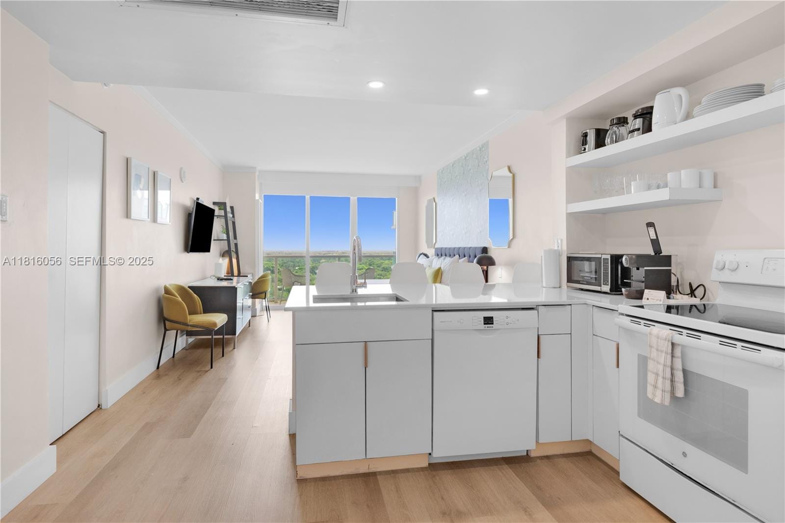 2889 Mcfarlane Road 1504, Miami, FL 33133 photo 9