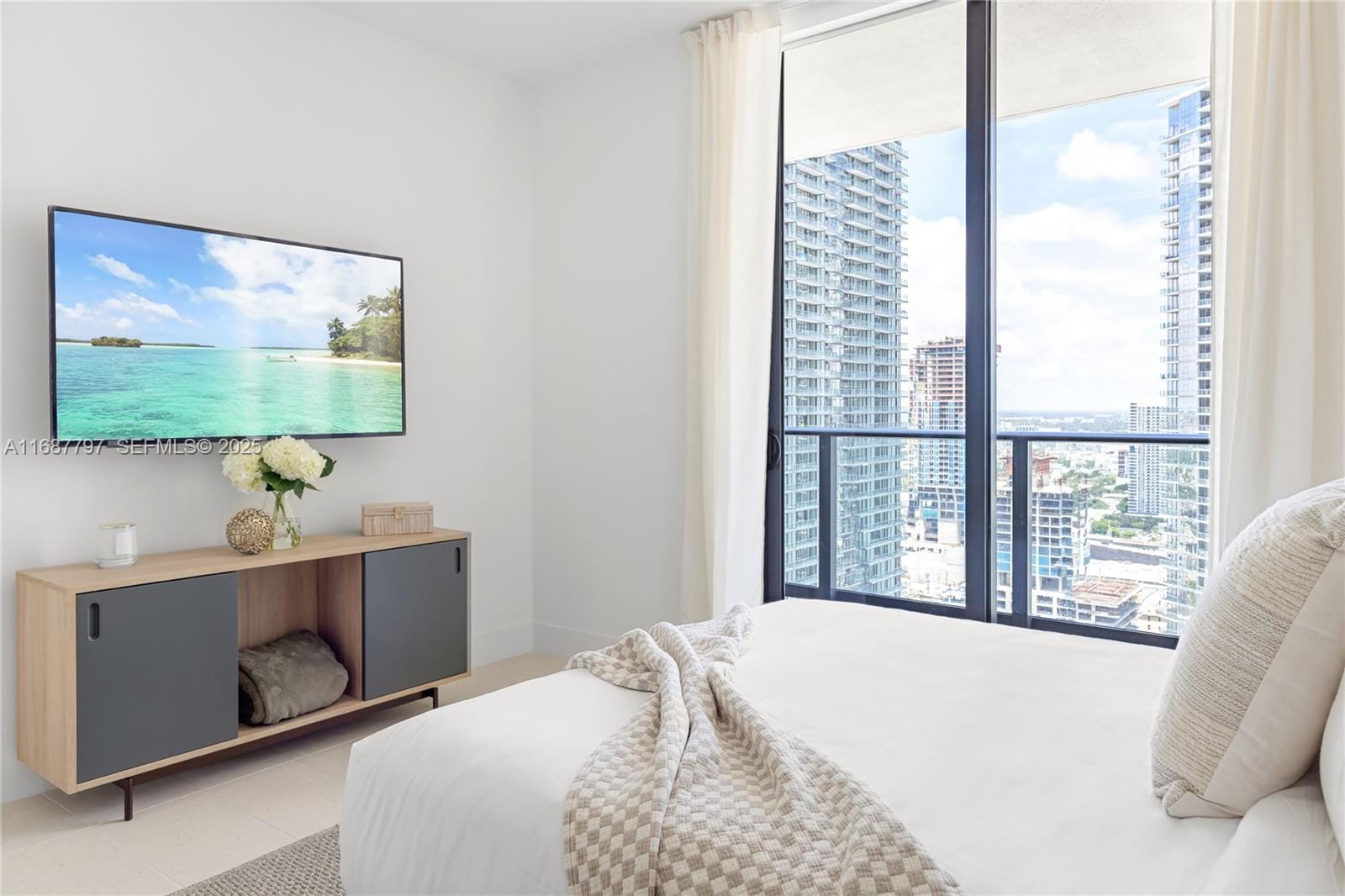 159 NE 6th Street 3002, Miami, FL 33132 photo 22