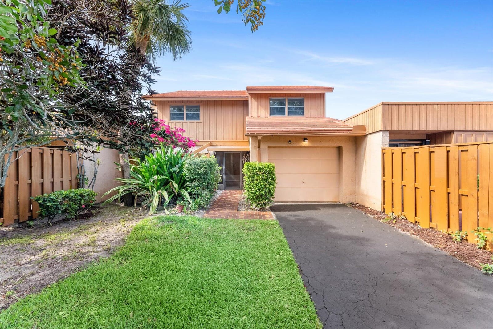 5371 Stonybrook Drive, Boynton Beach, FL 33437