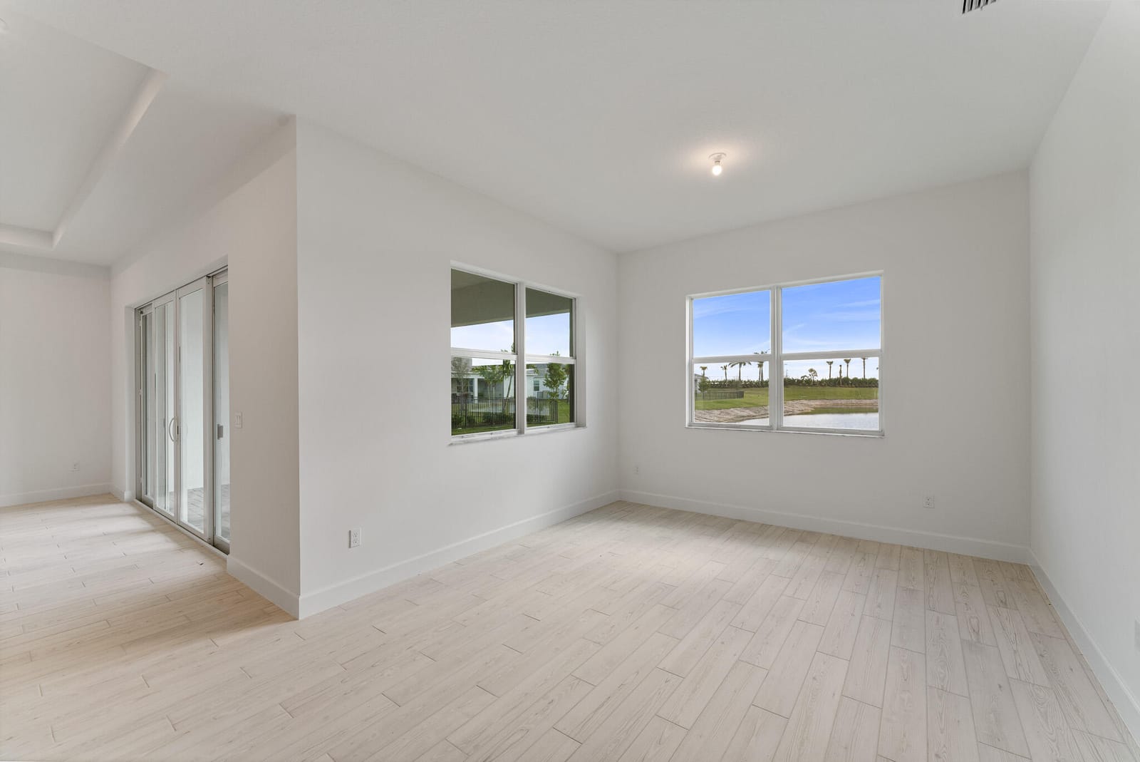 10647 SW Vineyard Drive, Port St. Lucie, FL 34987 photo 6