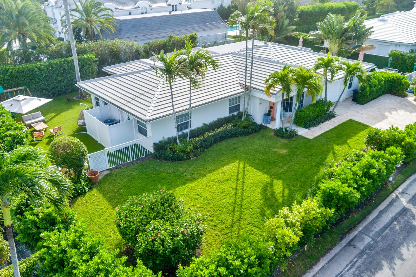 240 El Dorado Lane, Palm Beach, FL 33480 photo 1