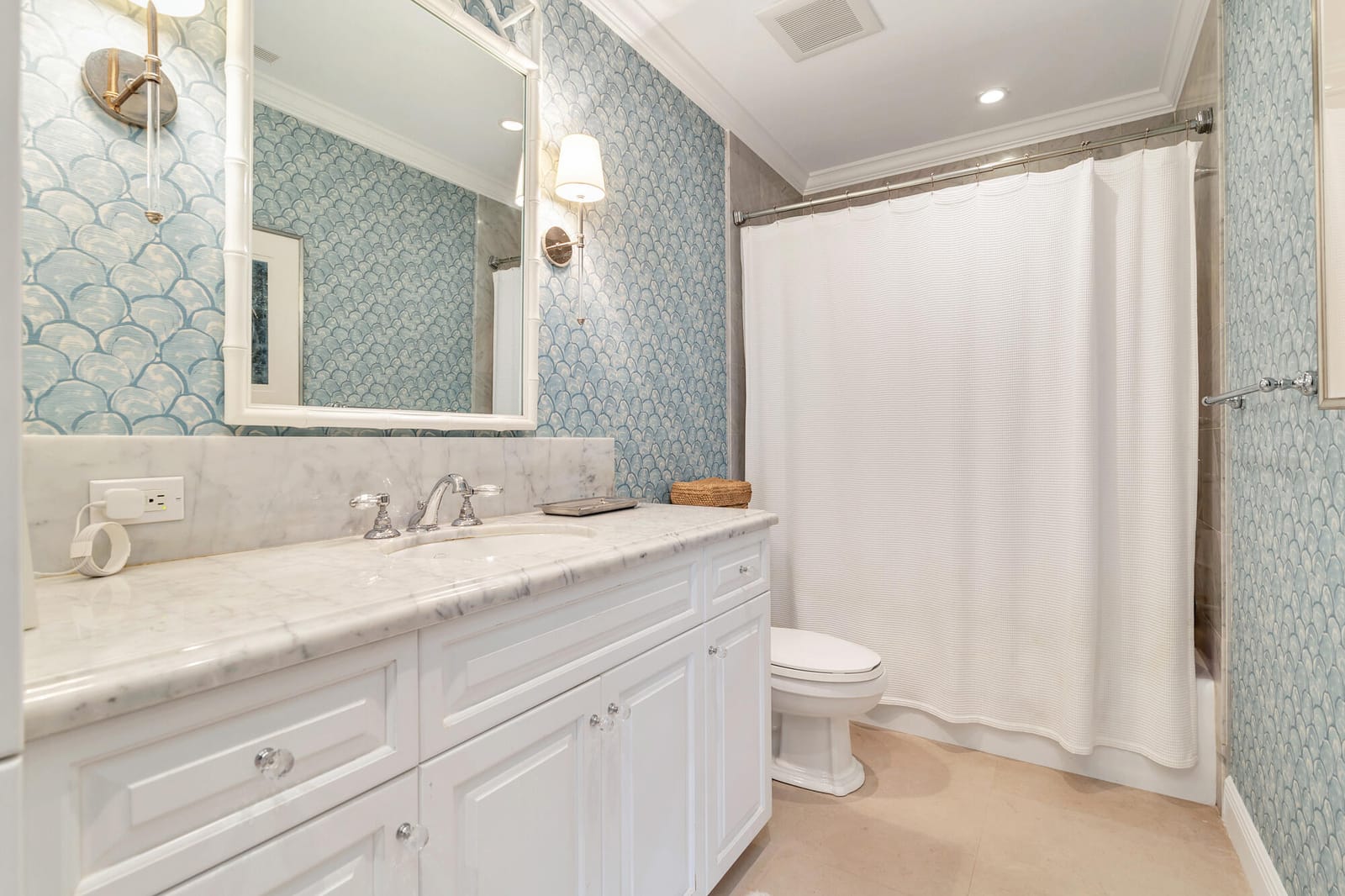 240 El Dorado Lane, Palm Beach, FL 33480 photo 13