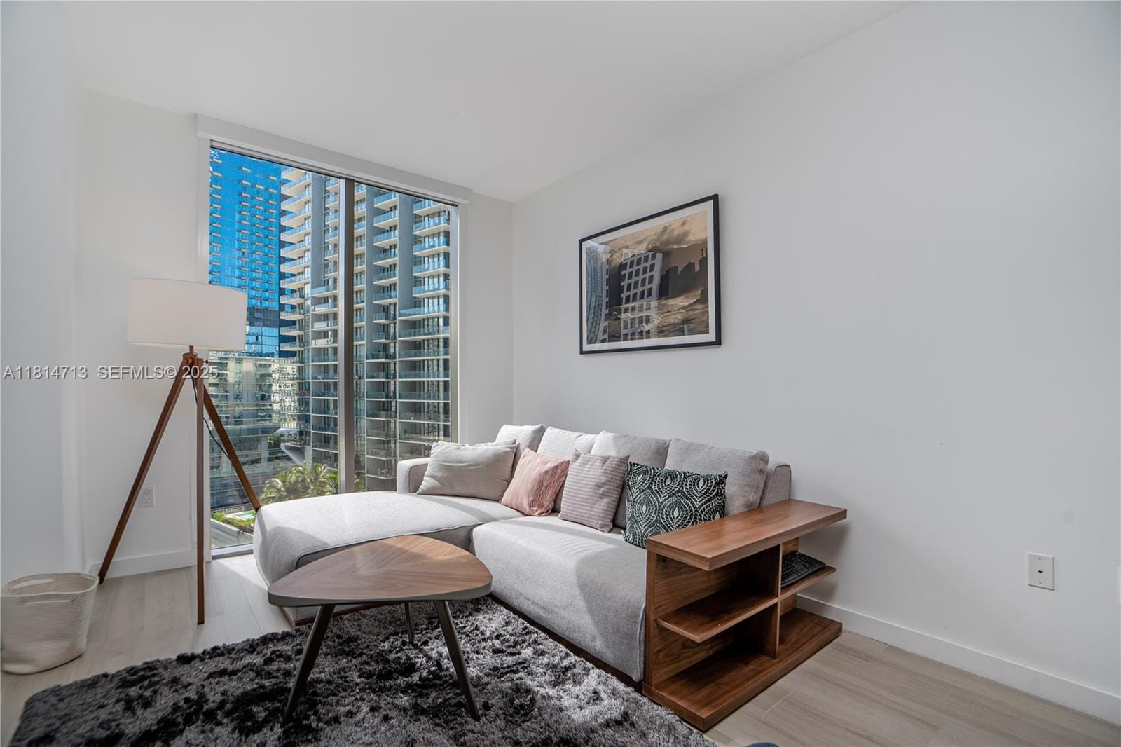 31 SE 6th Street 2205, Miami, FL 33131 photo 7