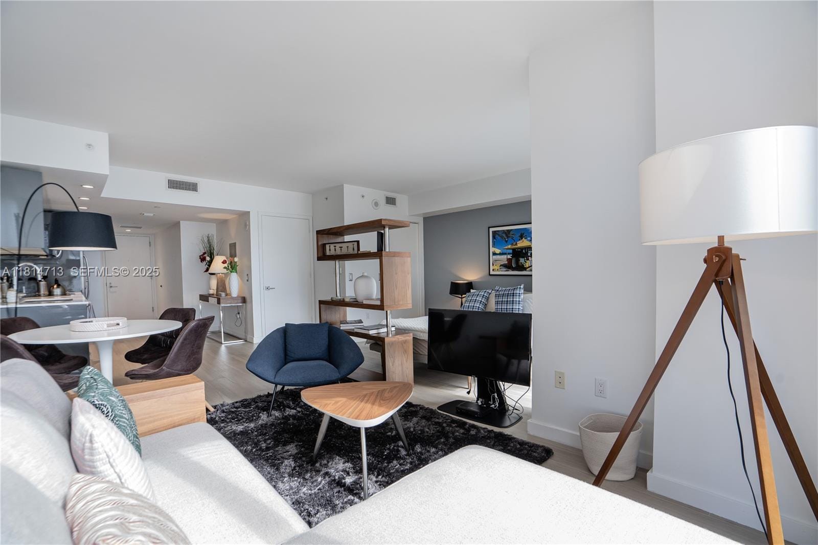 31 SE 6th Street 2205, Miami, FL 33131 photo 8