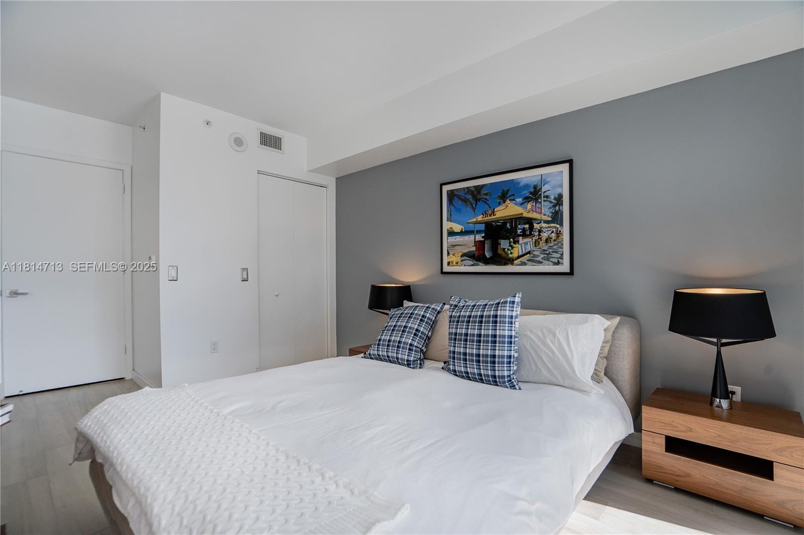 31 SE 6th Street 2205, Miami, FL 33131 photo 9