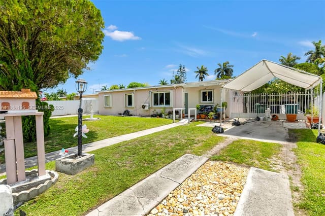 11240 SW 47th Street, Miami, FL 33165