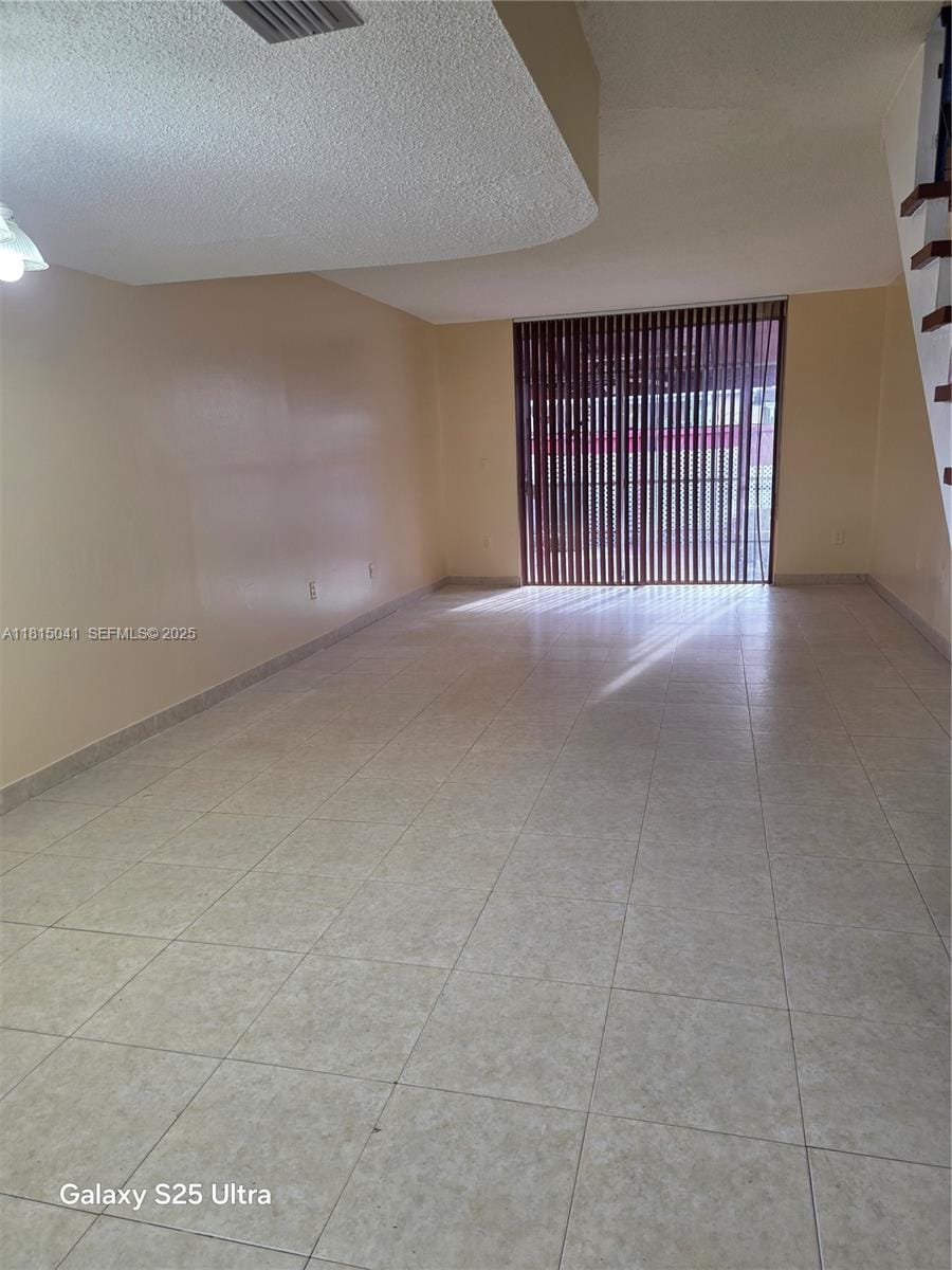4102 W 10th Lane 28, Hialeah, FL 33012 photo 3