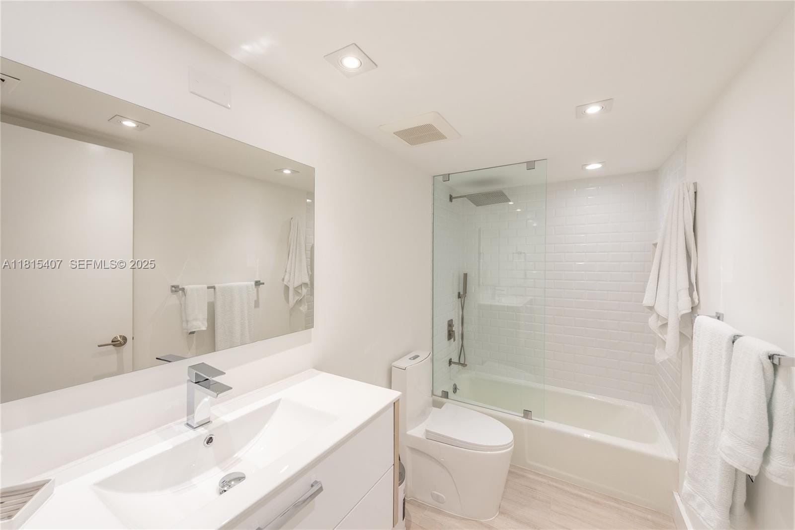 181 Crandon Boulevard 306, Key Biscayne, FL 33149 photo 20