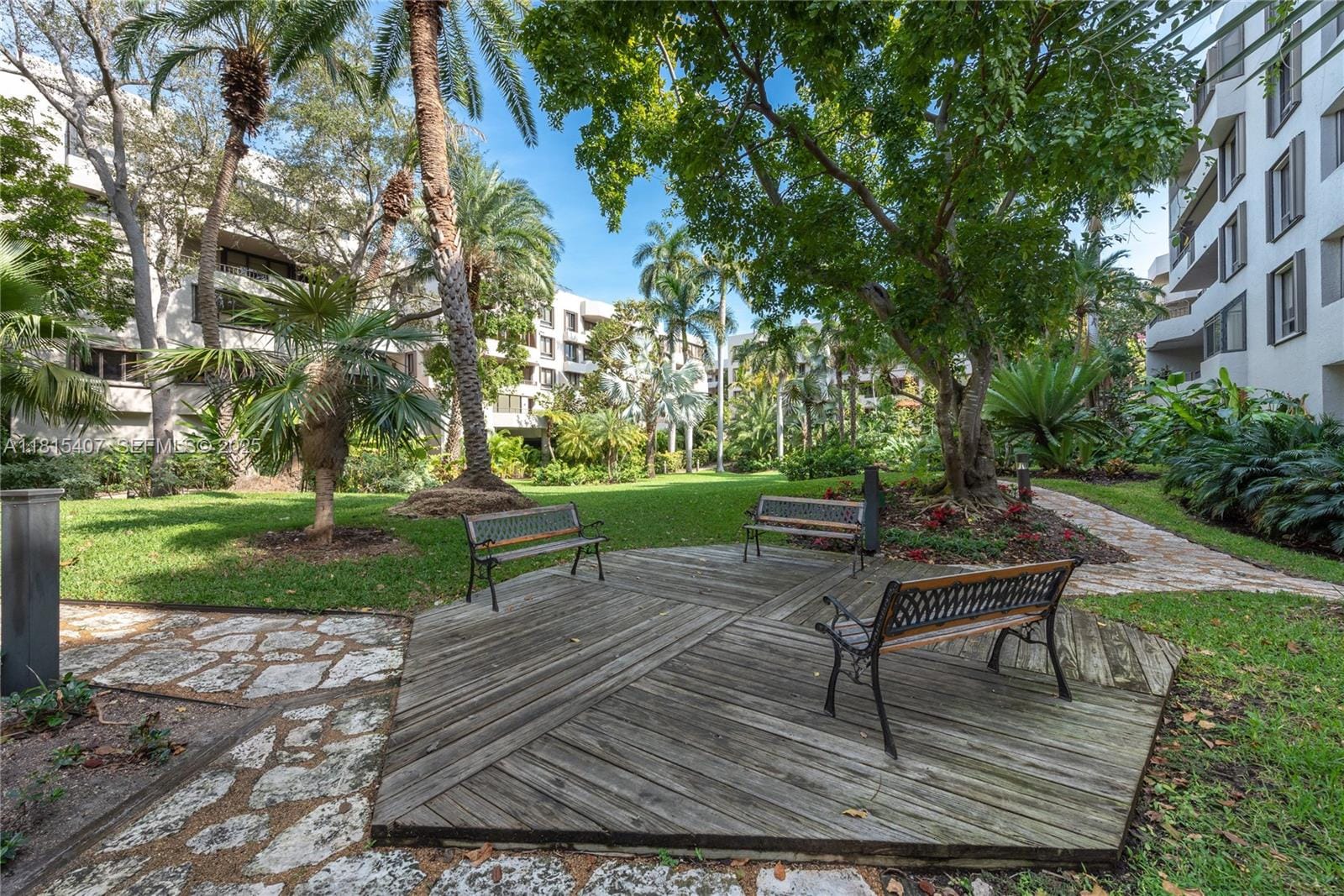 181 Crandon Boulevard 306, Key Biscayne, FL 33149 photo 27