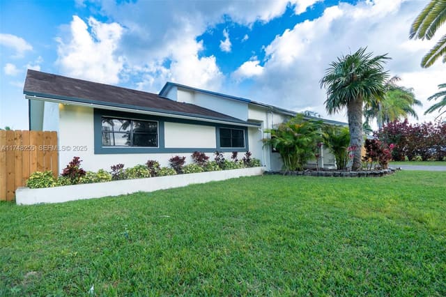 28451 SW 164th Avenue, sold in Redlands Mansions 1st Add, Homestead, FL