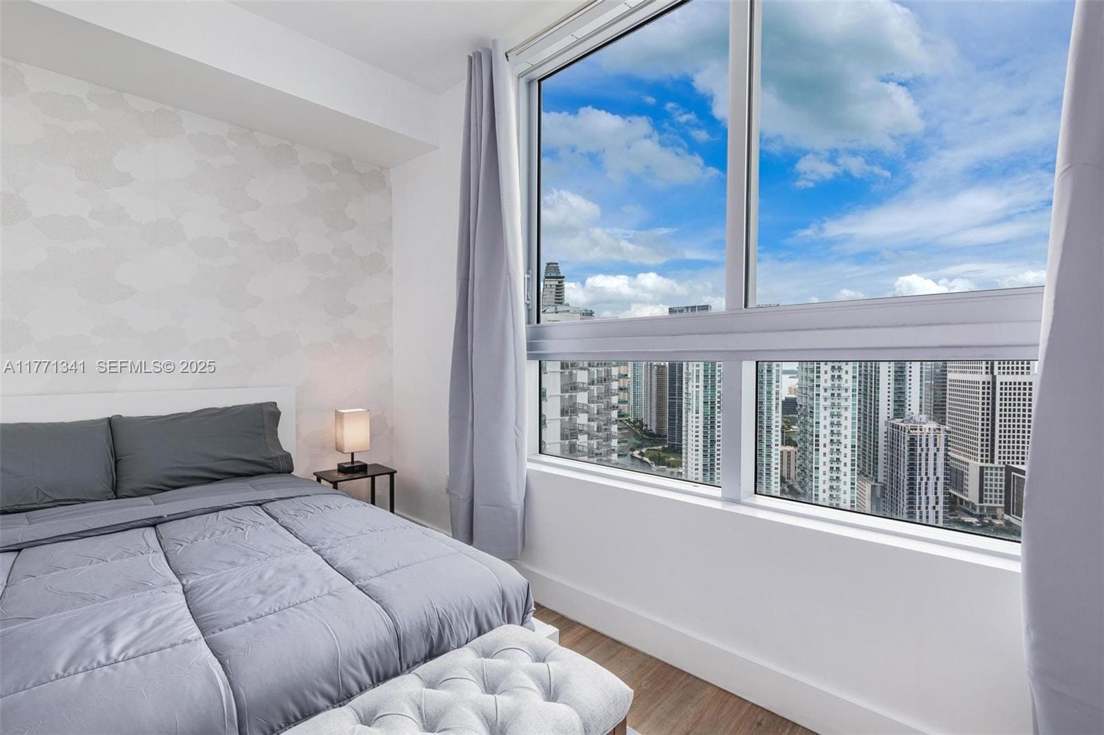 90 SW 3rd Street 4103, Miami, FL 33130 photo 14