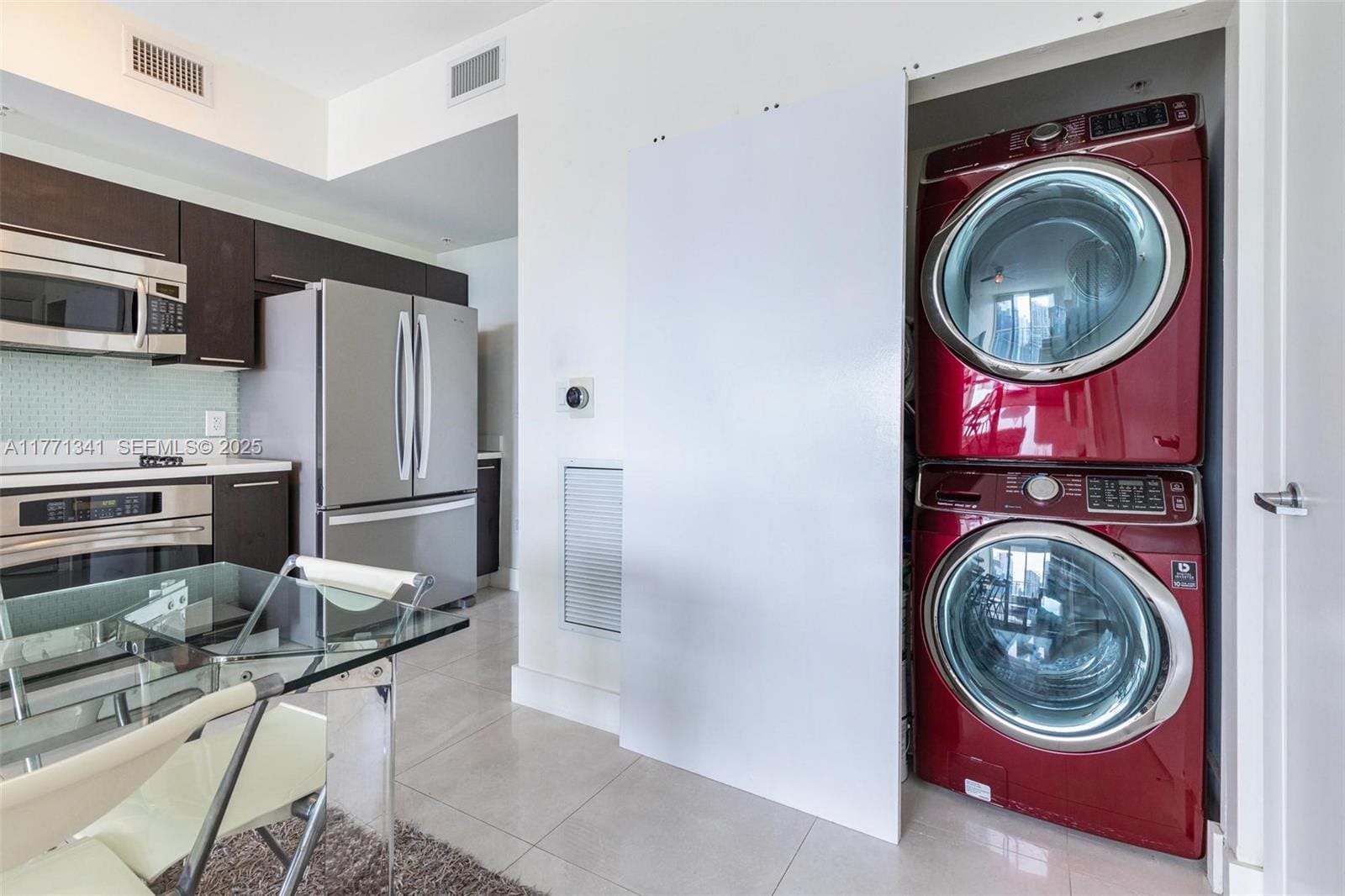 90 SW 3rd Street 4103, Miami, FL 33130 photo 17
