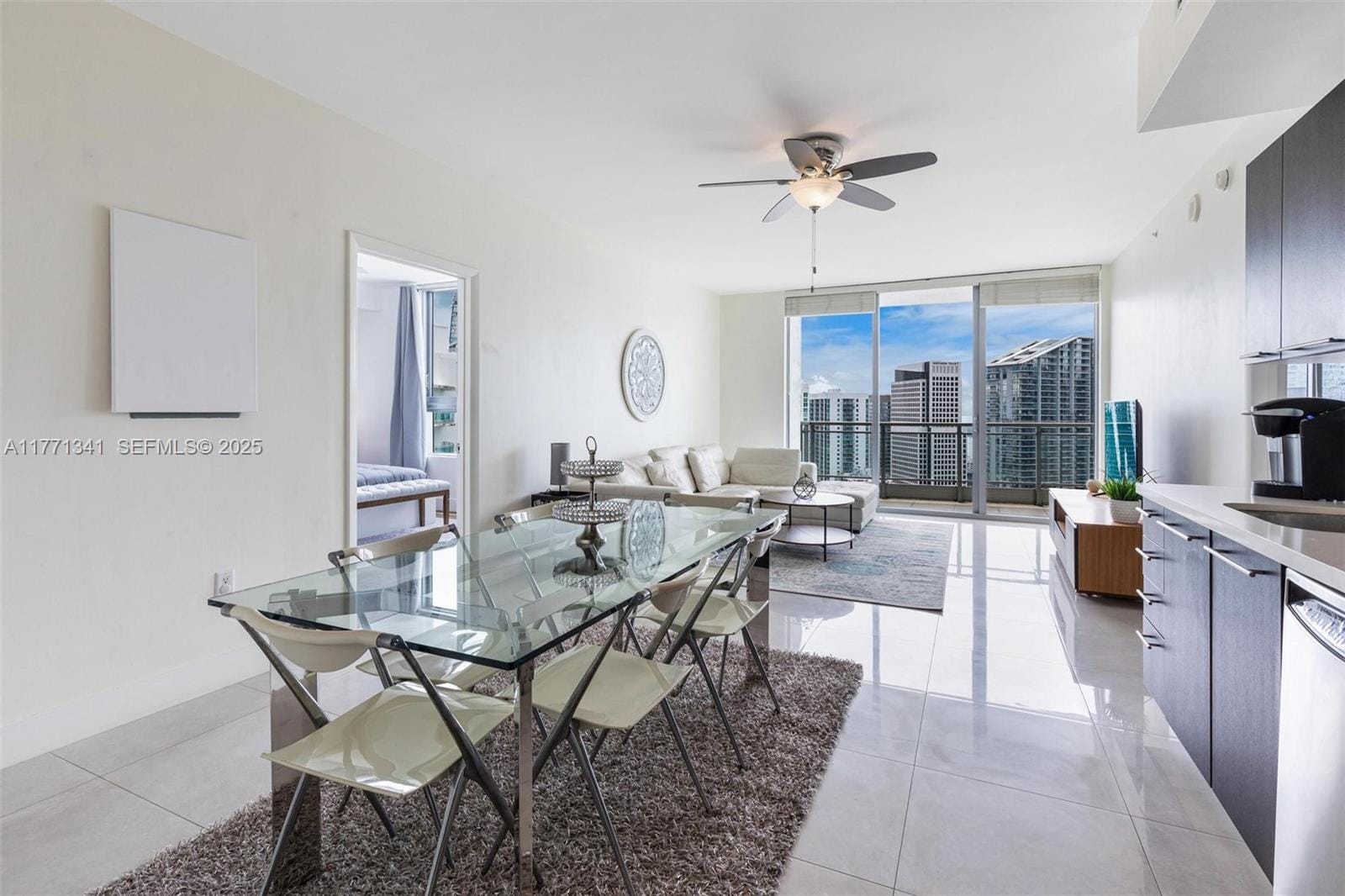 90 SW 3rd Street 4103 — photo 3