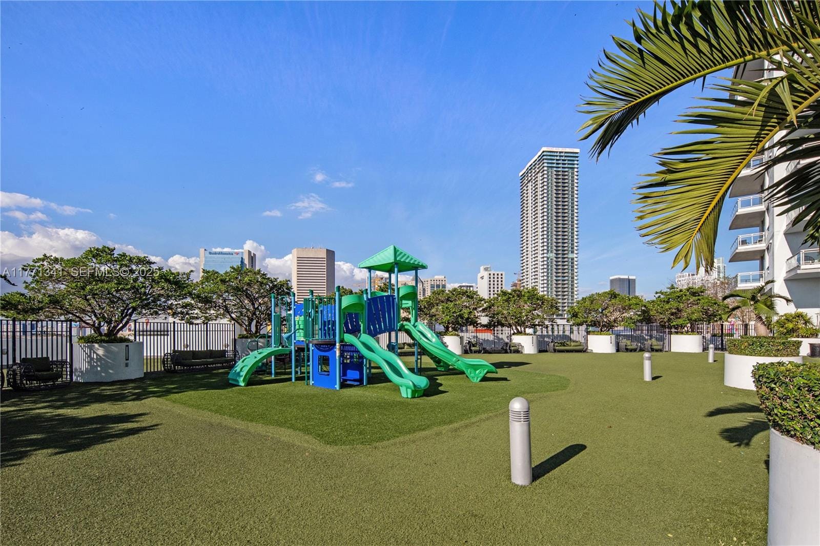90 SW 3rd Street 4103, Miami, FL 33130 photo 27