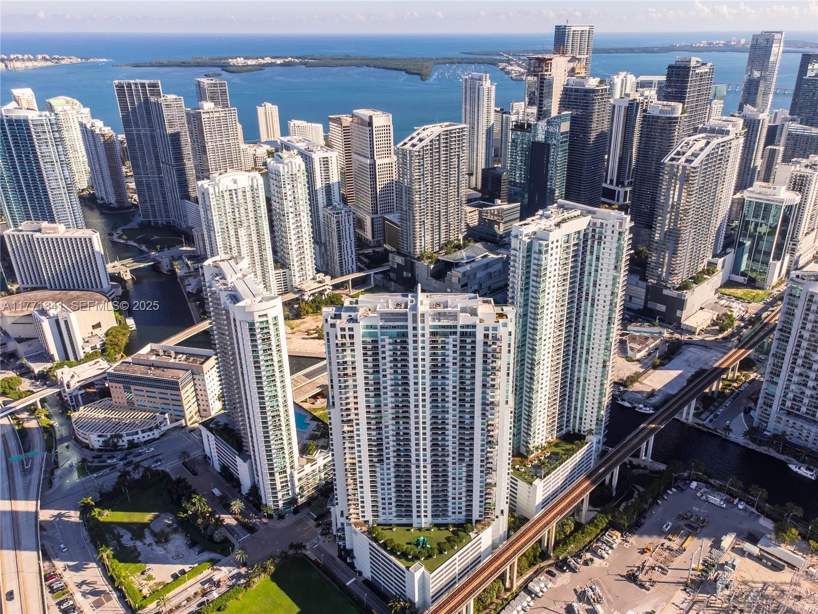 90 SW 3rd Street 4103, Miami, FL 33130 photo 28