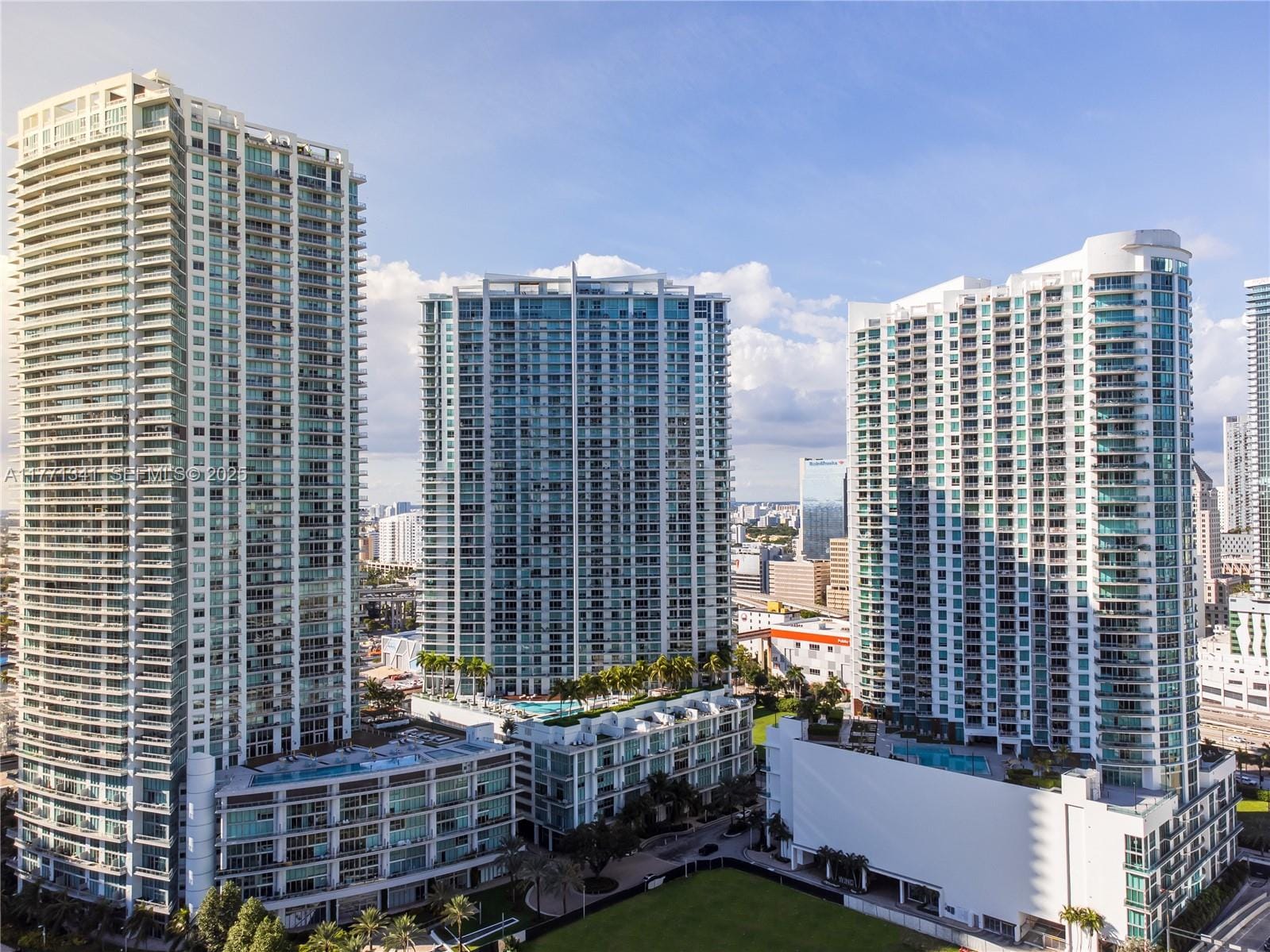 90 SW 3rd Street 4103, Miami, FL 33130 photo 29