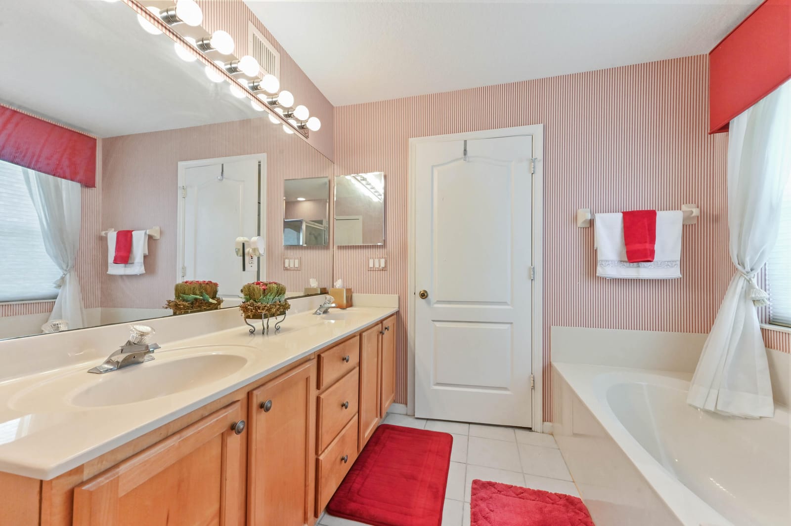 2501 Egret Lake Drive, West Palm Beach, FL 33413 photo 15