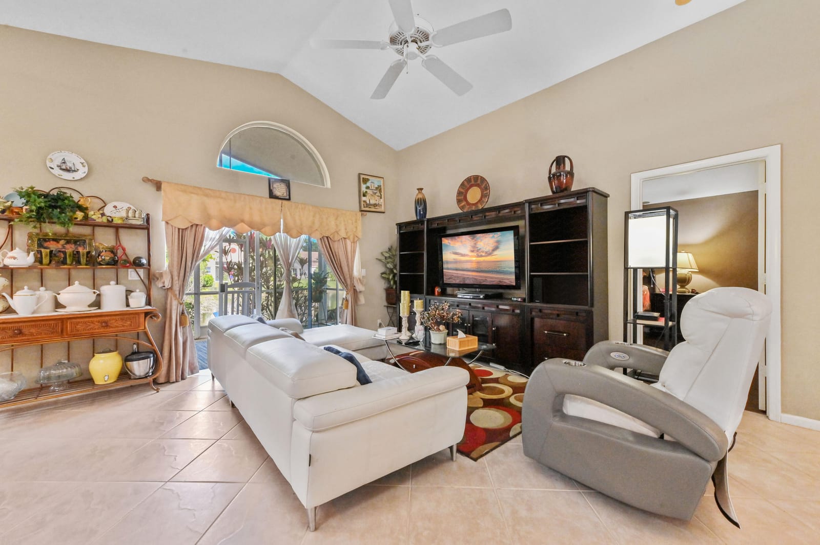 2501 Egret Lake Drive, West Palm Beach, FL 33413 photo 17