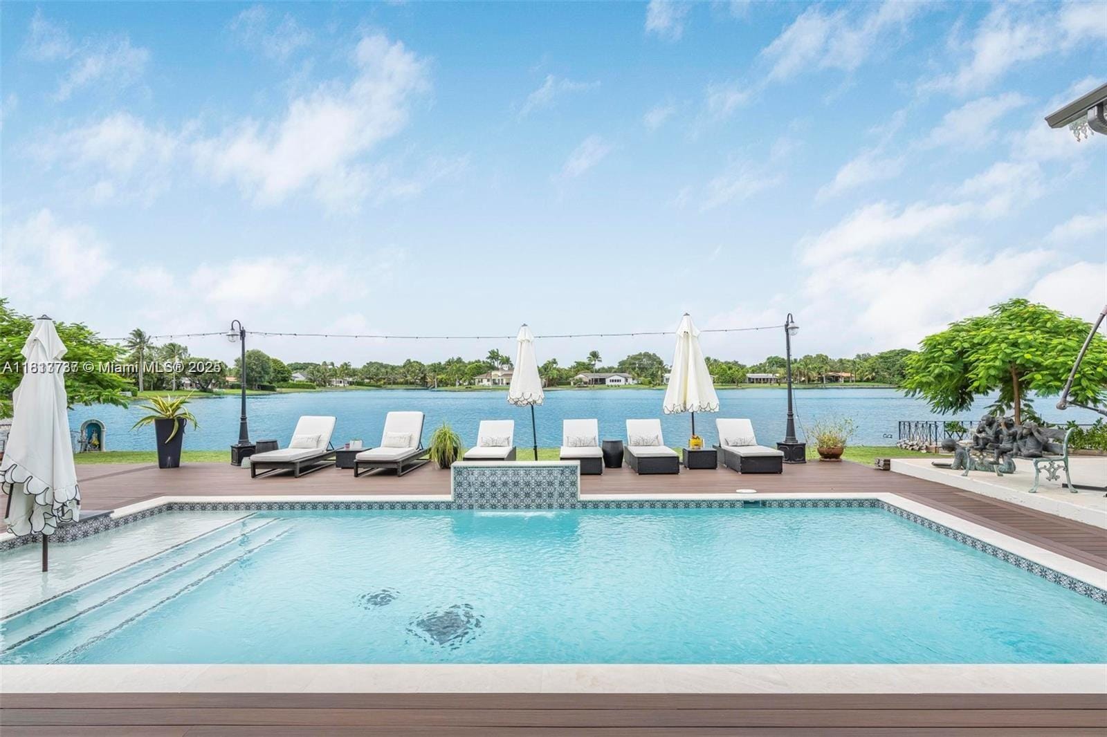 9291 SW 88th Street, Miami, FL 33176