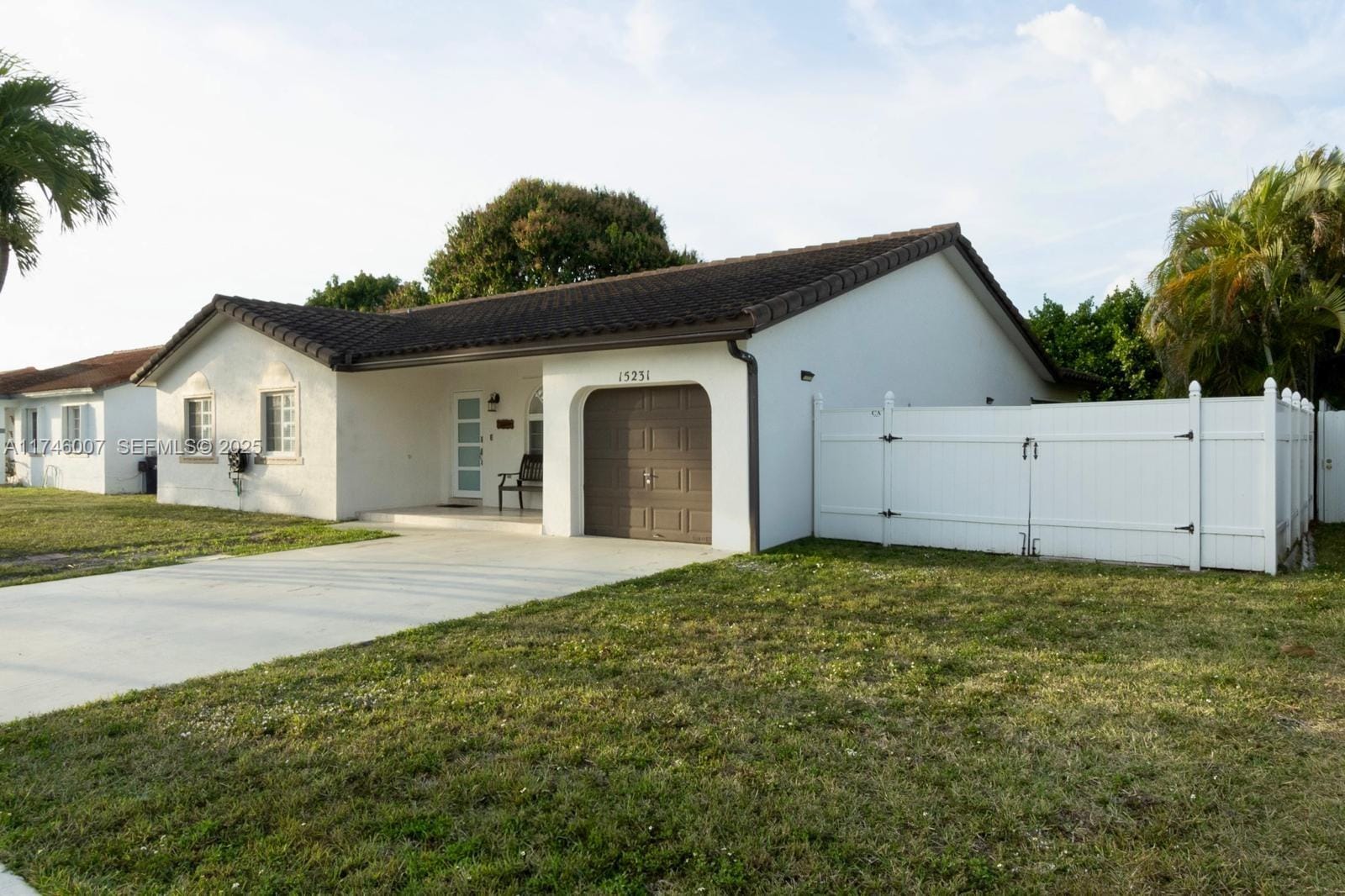 15231 SW 177th Terrace, Miami, FL 33187 photo 5