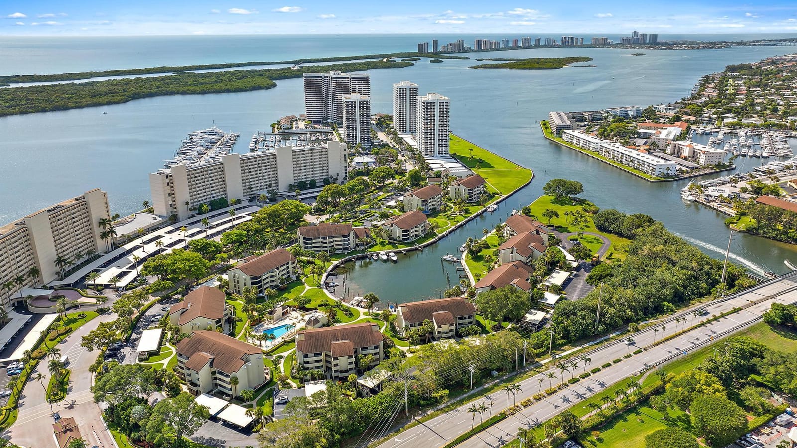 1124 Marine Way W D2r + Boat Slip 19, North Palm Beach, FL 33408