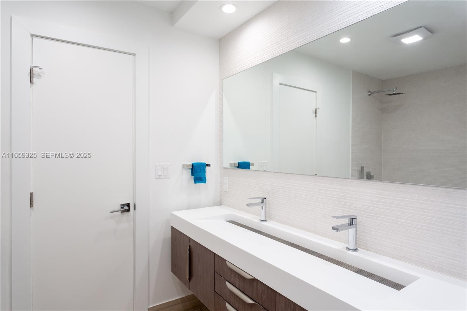11445 N Bayshore Drive, North Miami, FL 33181 photo 20