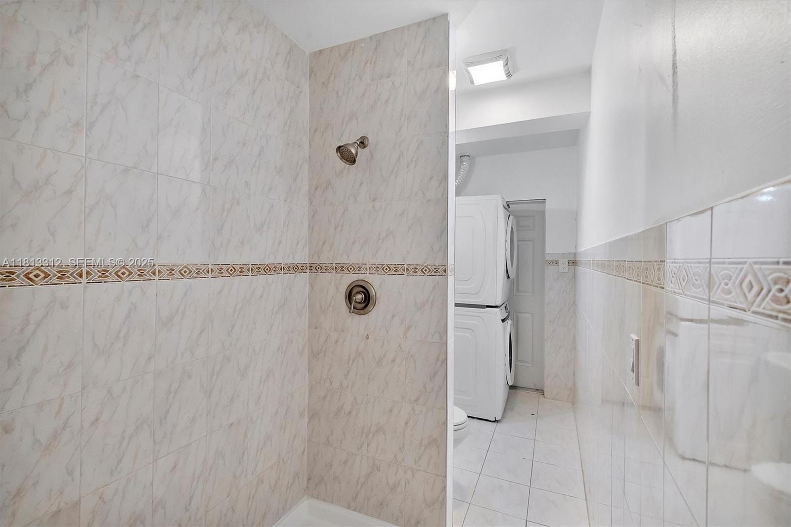 7342 Gary Avenue, Miami Beach, FL 33141 photo 12