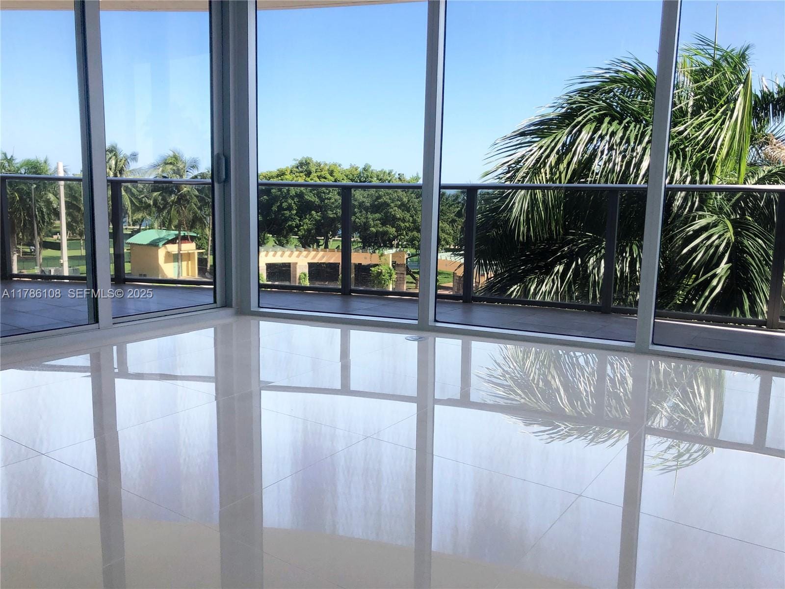 488 NE 18th Street 215, Miami, FL 33132 photo 3