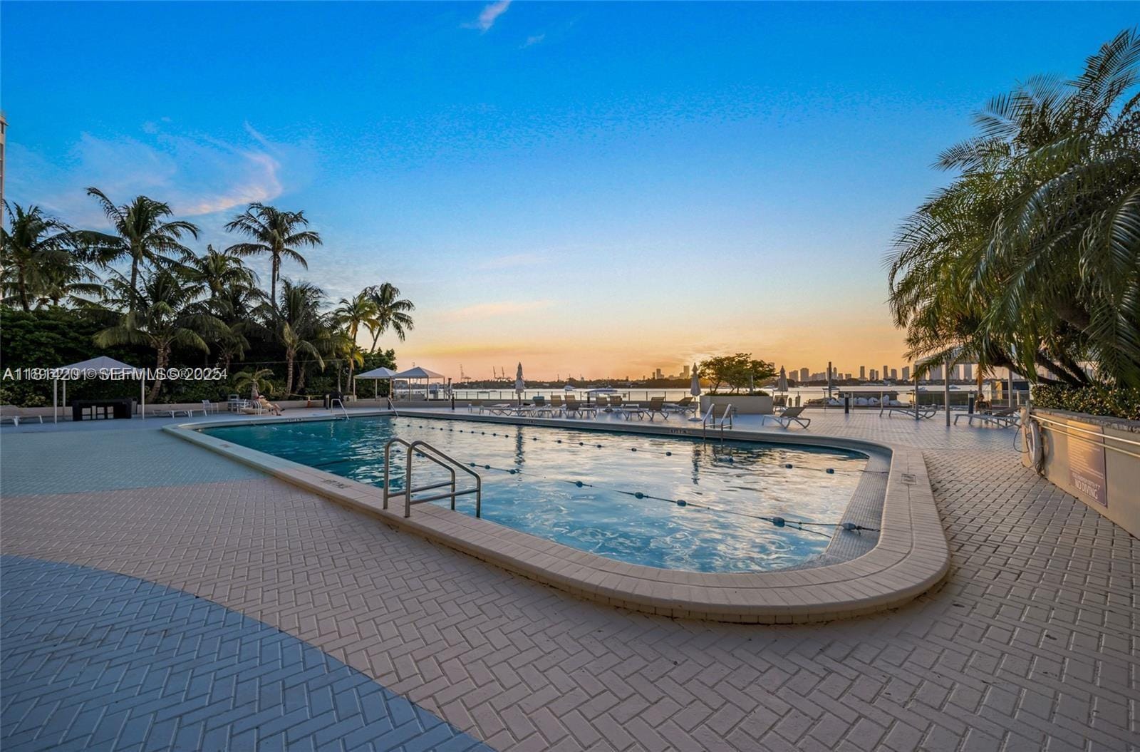1200 West Avenue 301, Miami Beach, FL 33139 photo 15
