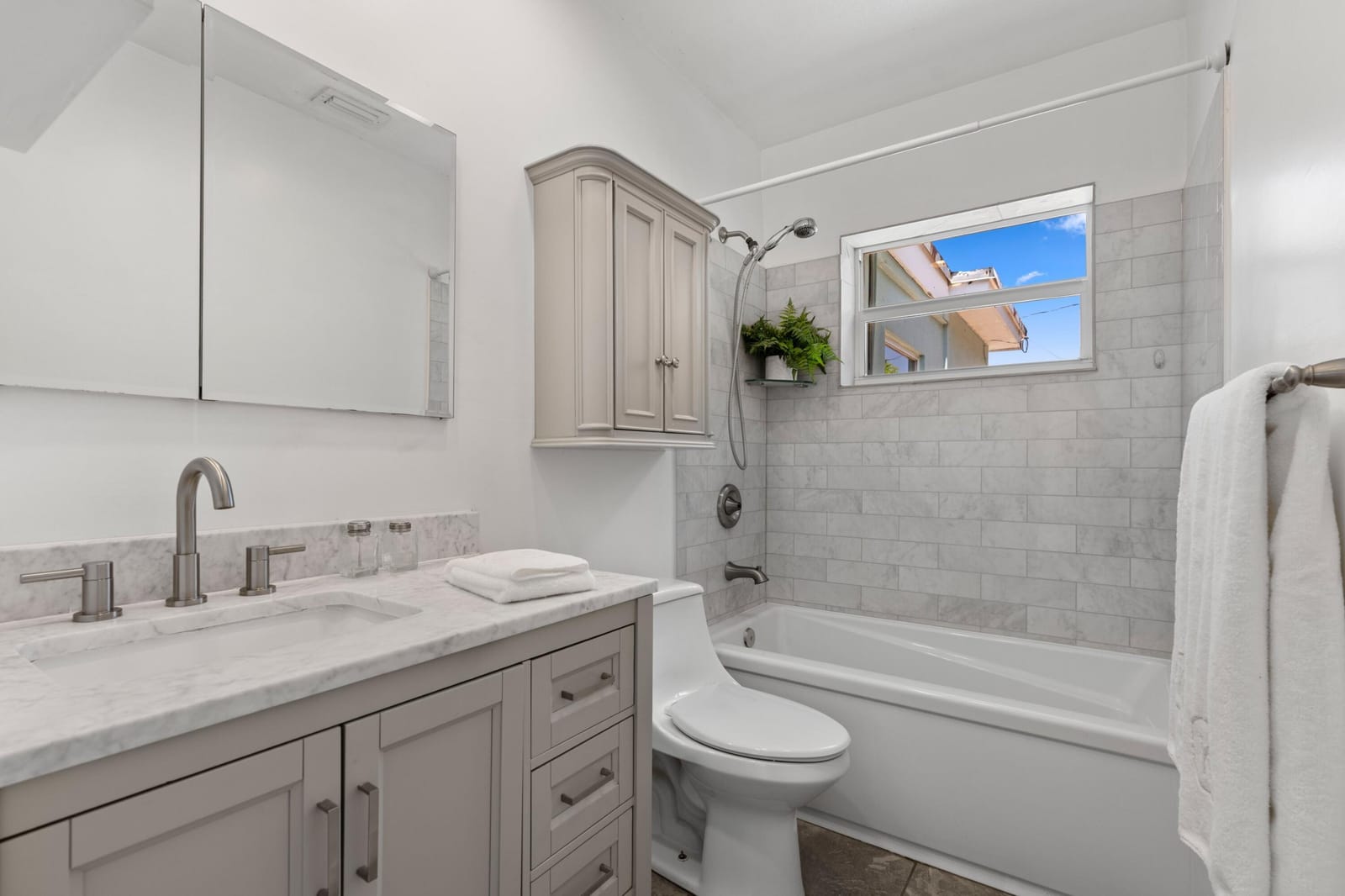 1120 N Palmway — photo 11
