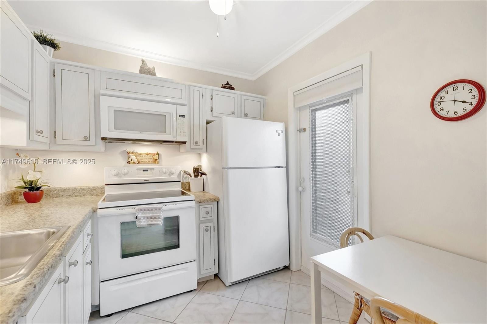 5002 NW 35th Street 210 — photo 7