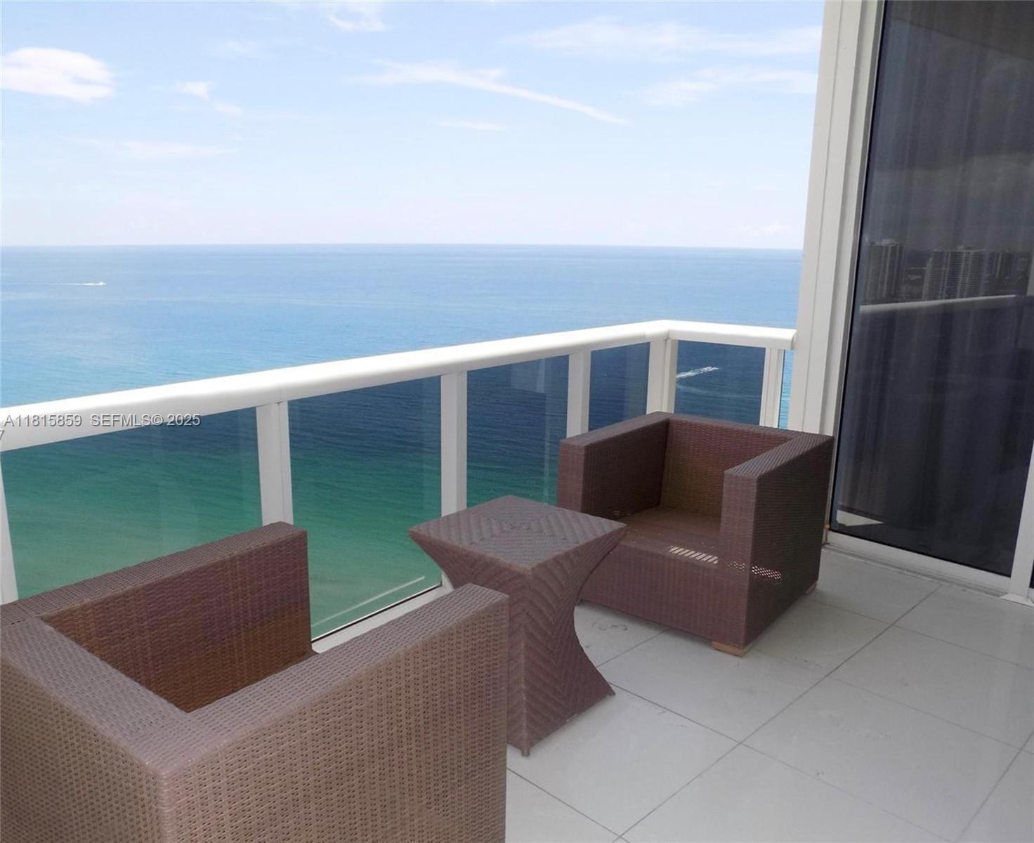 18201 Collins Avenue 3906, Sunny Isles Beach, FL 33160 photo 5