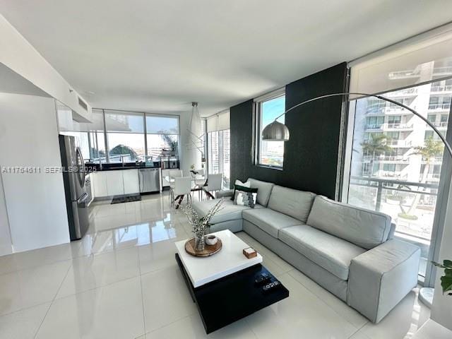 92 SW 3rd Street 1410, Miami, FL 33130 photo 2