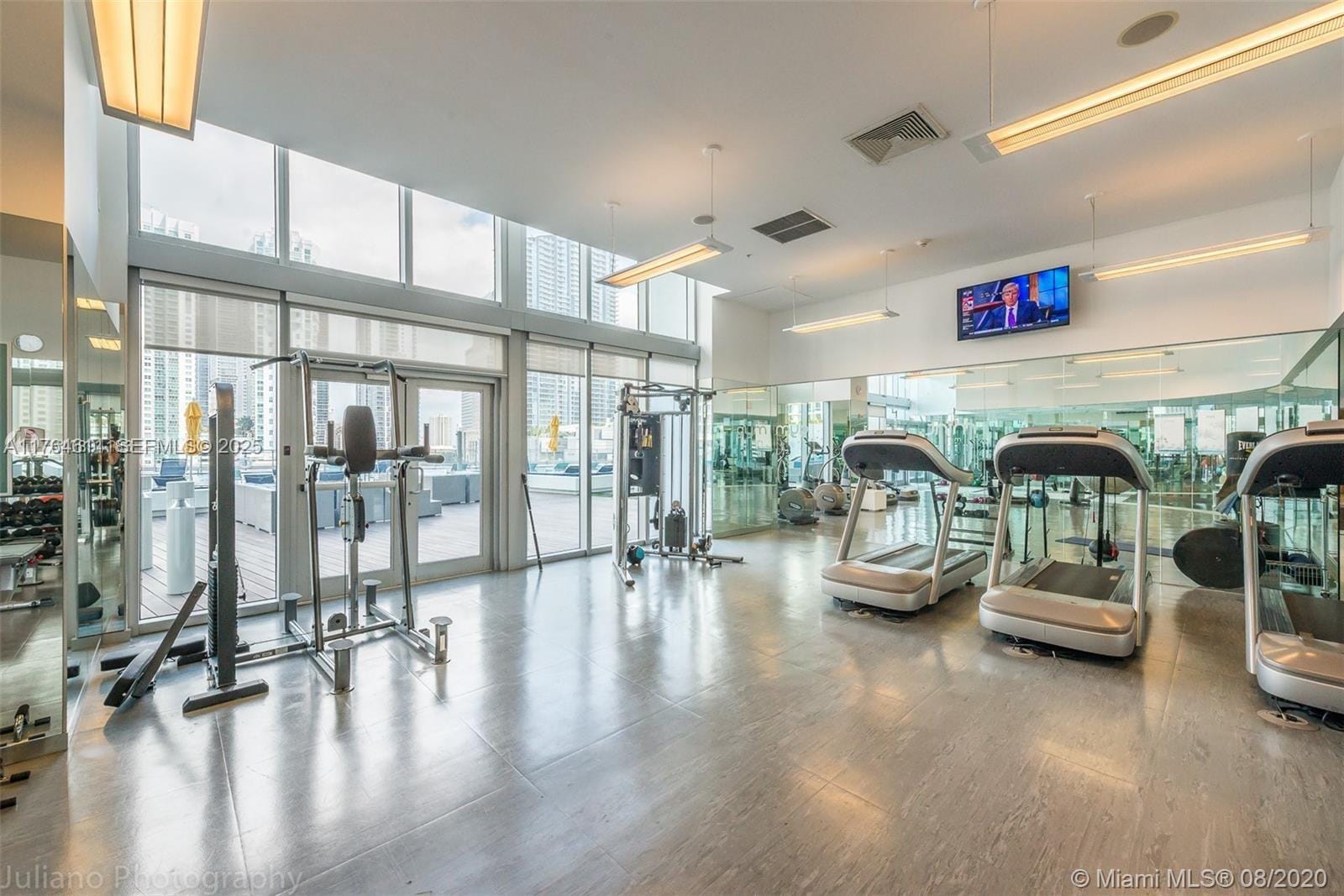 92 SW 3rd Street 1410, Miami, FL 33130 photo 22