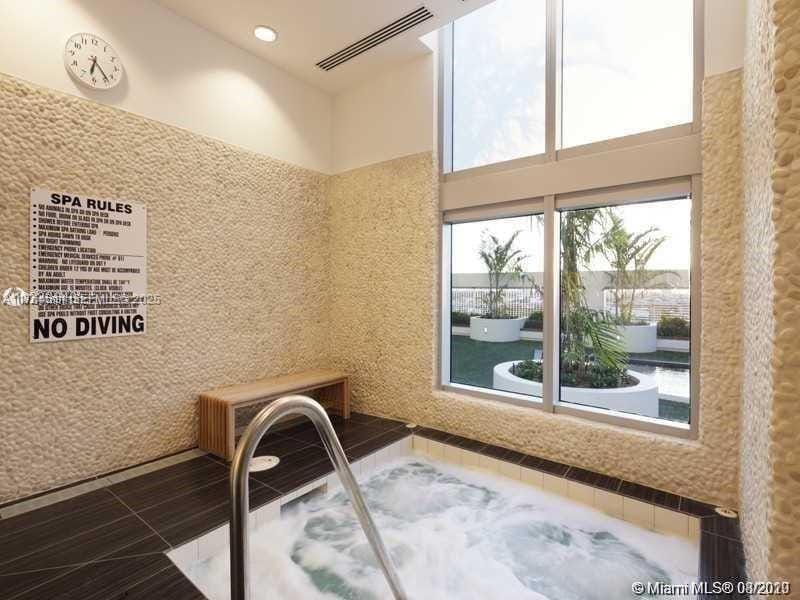 92 SW 3rd Street 1410, Miami, FL 33130 photo 28