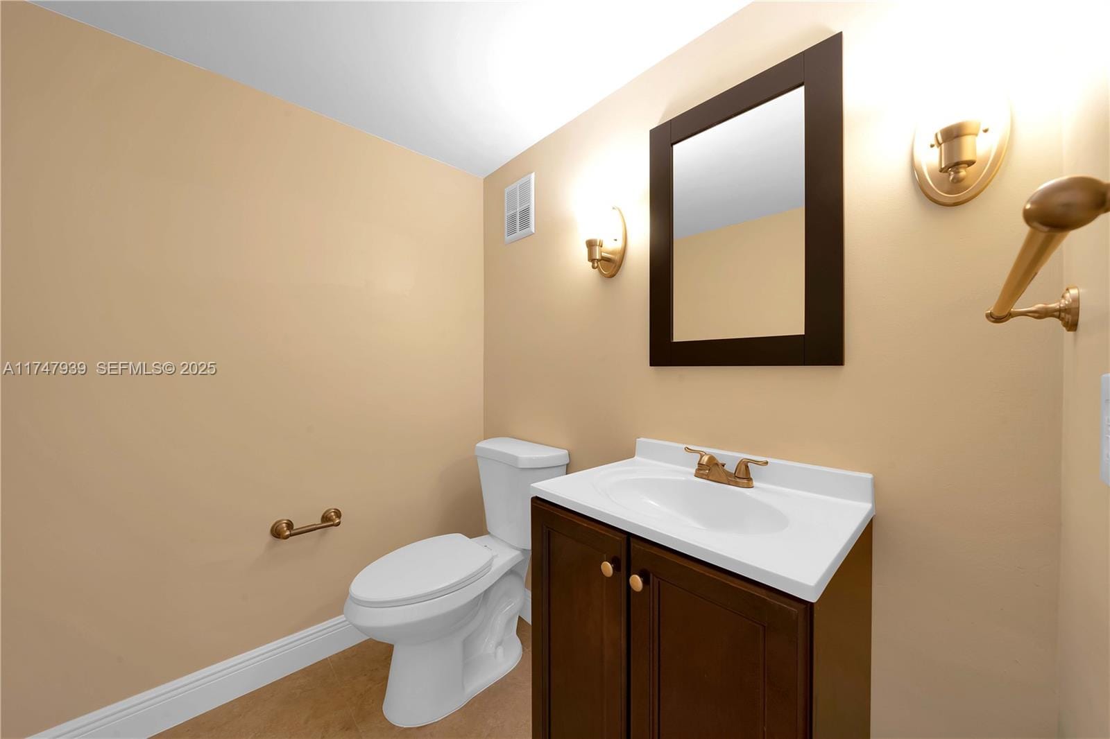 10661 SW 113th Place 94C — photo 11