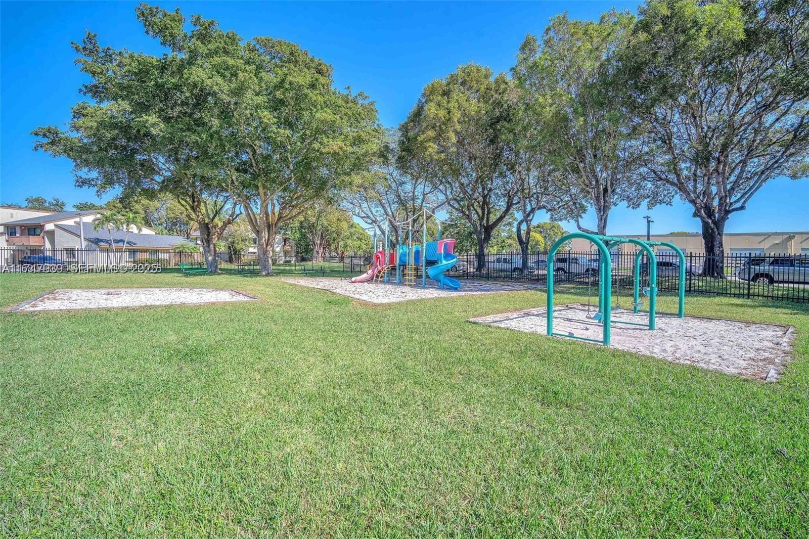 10661 SW 113th Place 94C, Miami, FL 33176 photo 25
