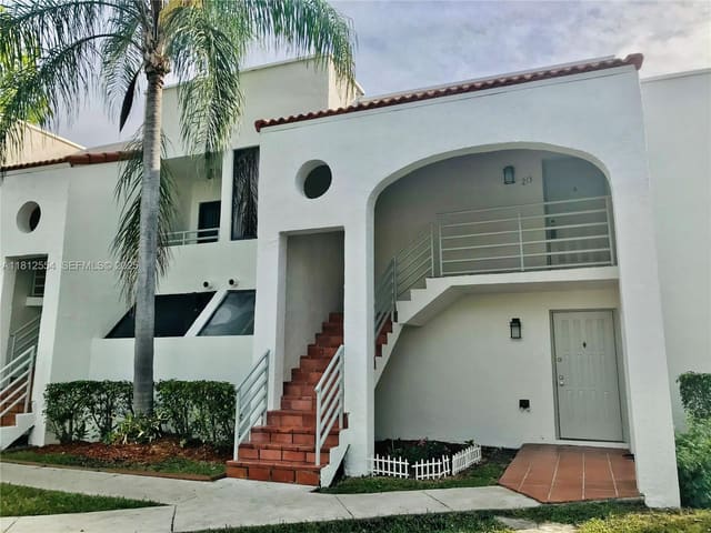 3564 Magellan Circle 213-1, Aventura, FL 33180