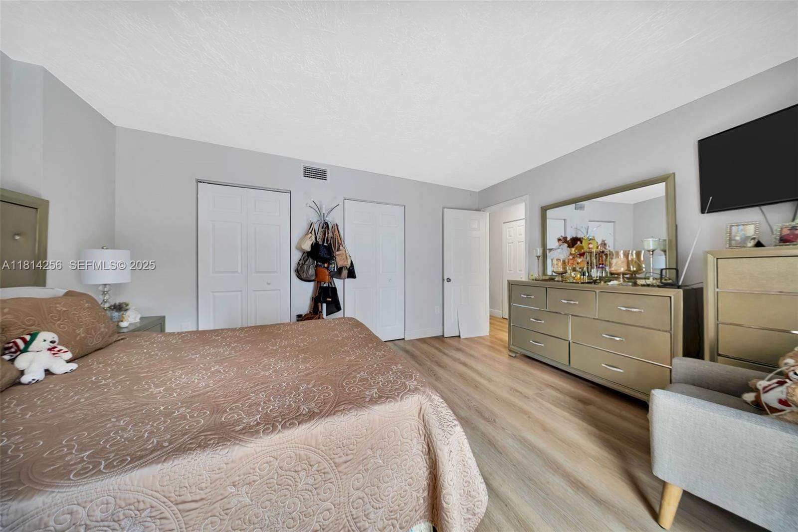 1655 W 44th Place 346 — photo 10