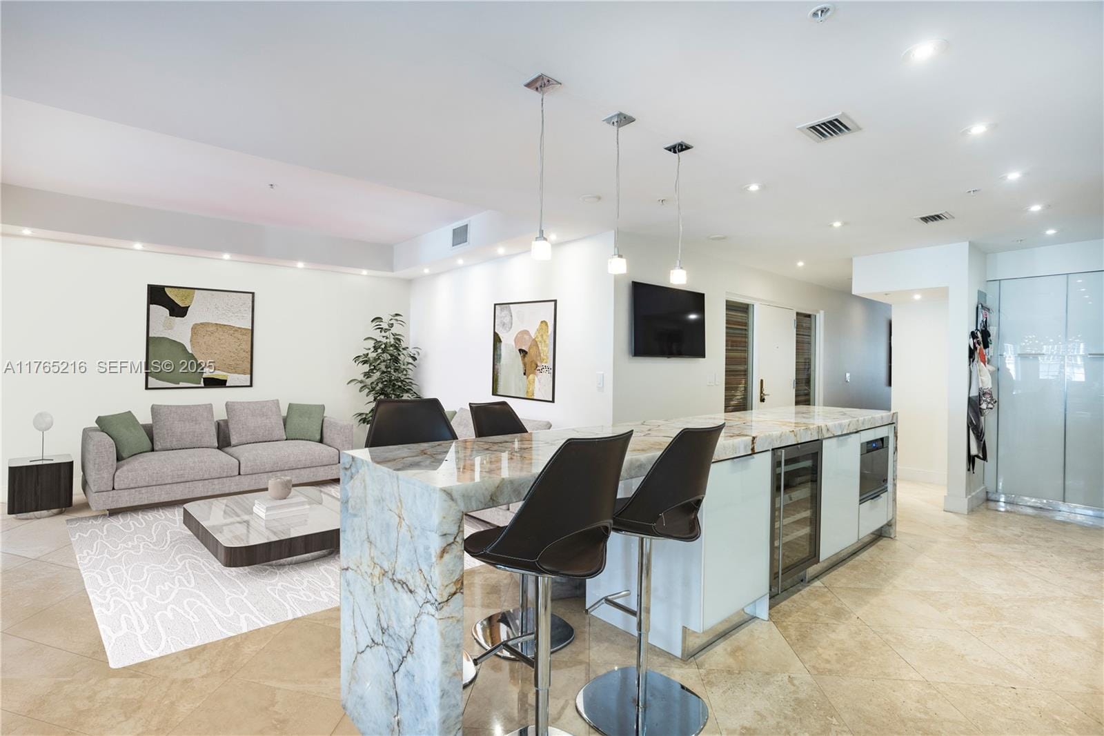 1415 Sunset Harbor 203, Miami Beach, FL 33139