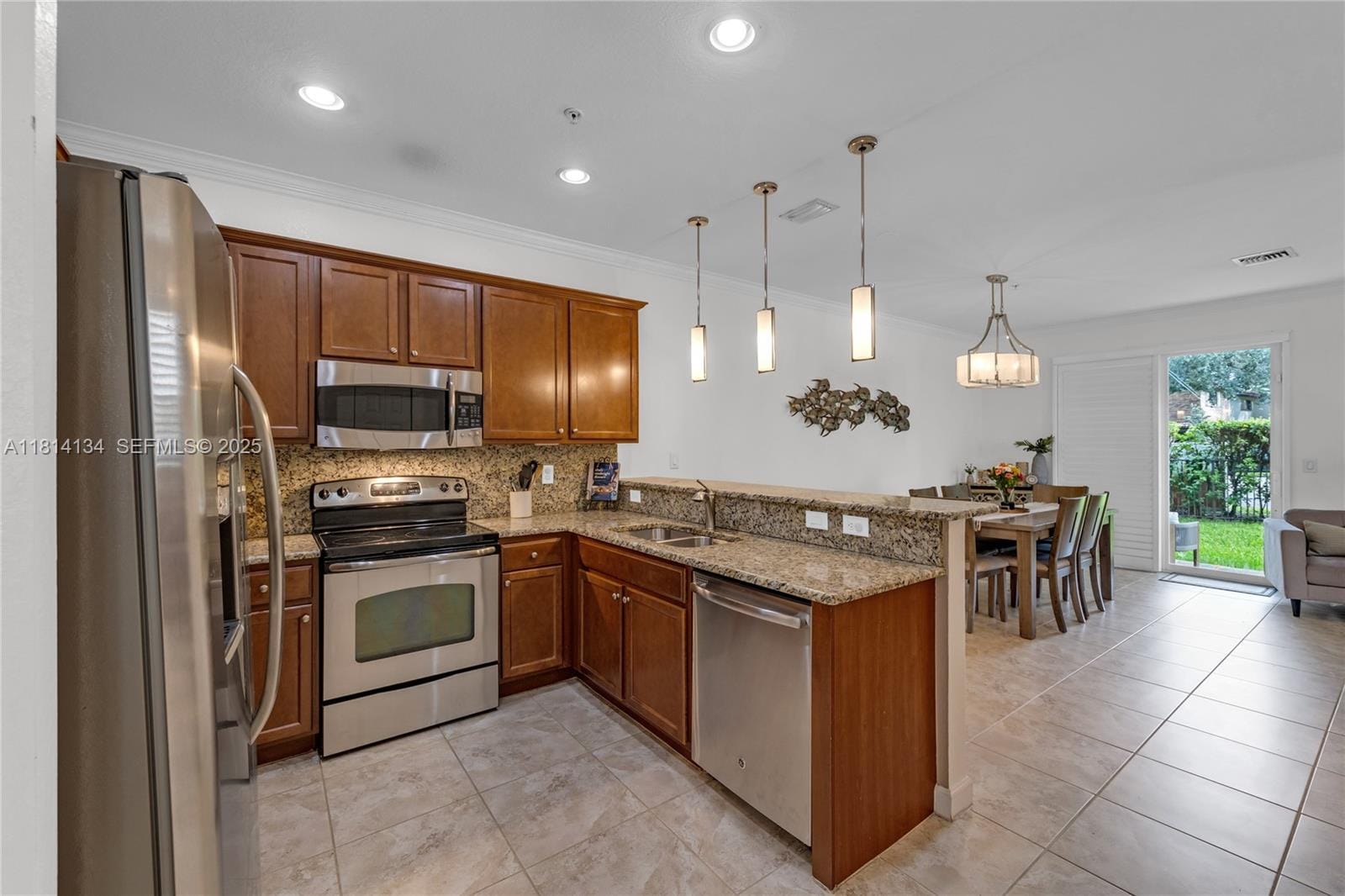 12441 Emerald Creek Manor — photo 10
