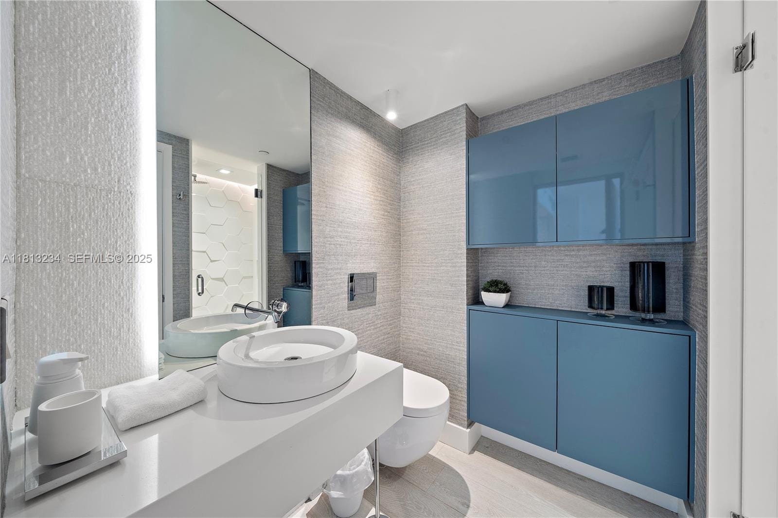 1500 Ocean Drive 910, Miami Beach, FL 33139 photo 9