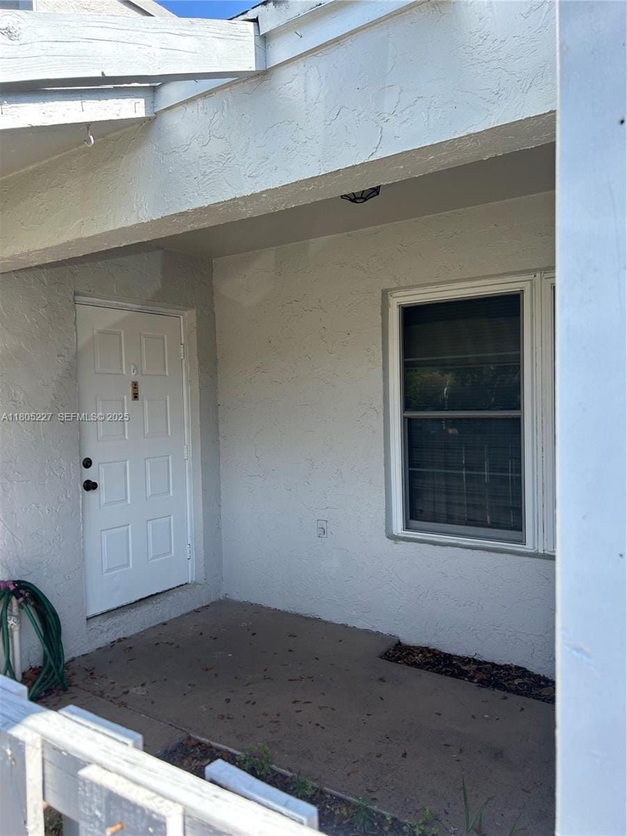 8631 Bridle Path Court — photo 2