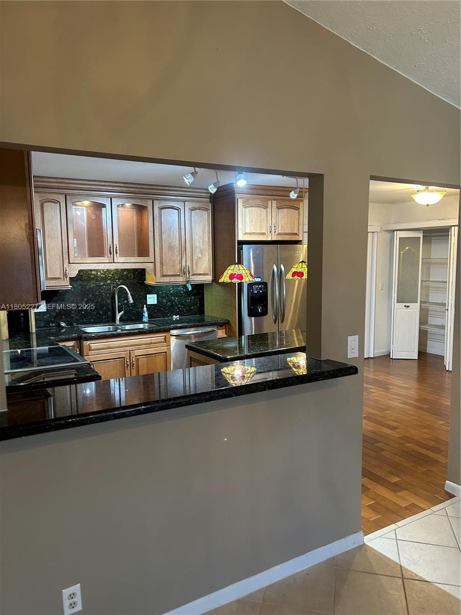 8631 Bridle Path Court — photo 8