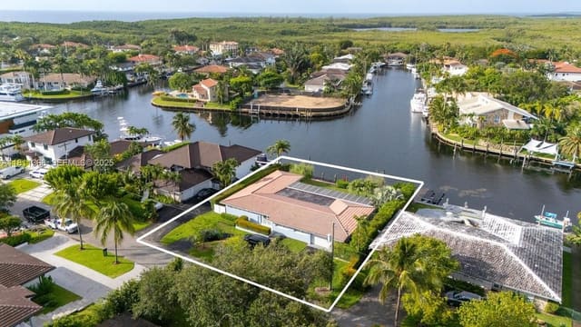 1140 San Pedro Avenue, sold in Coral Bay Sec B, Coral Gables, FL